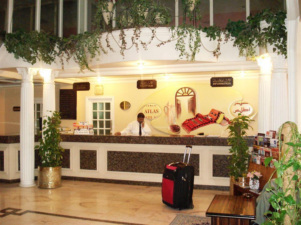 Atlas Hotel Манама Екстериор снимка