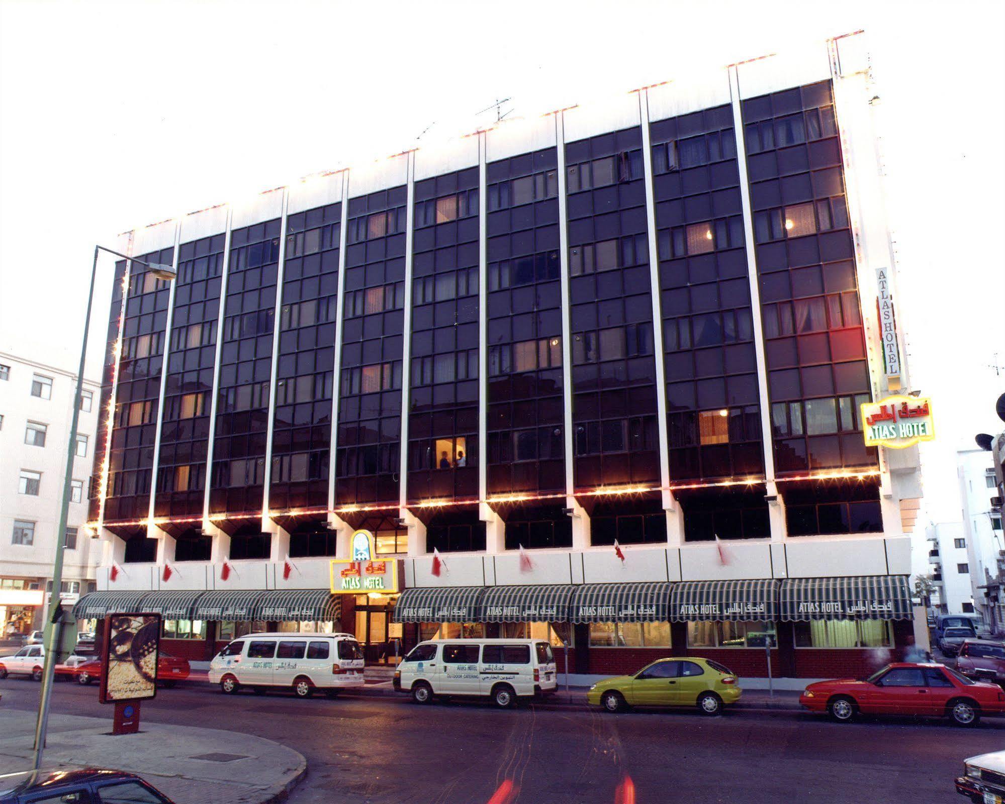 Atlas Hotel Манама Екстериор снимка