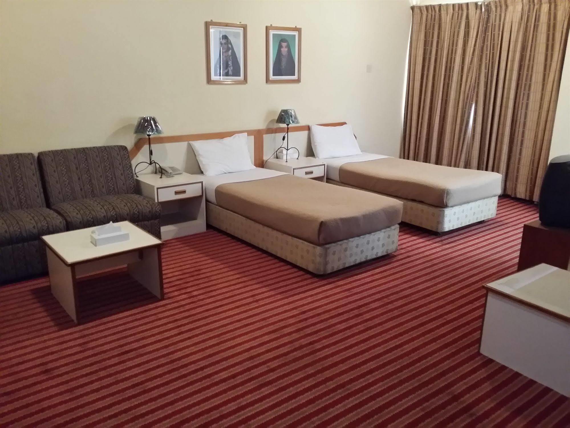 Atlas Hotel Манама Екстериор снимка